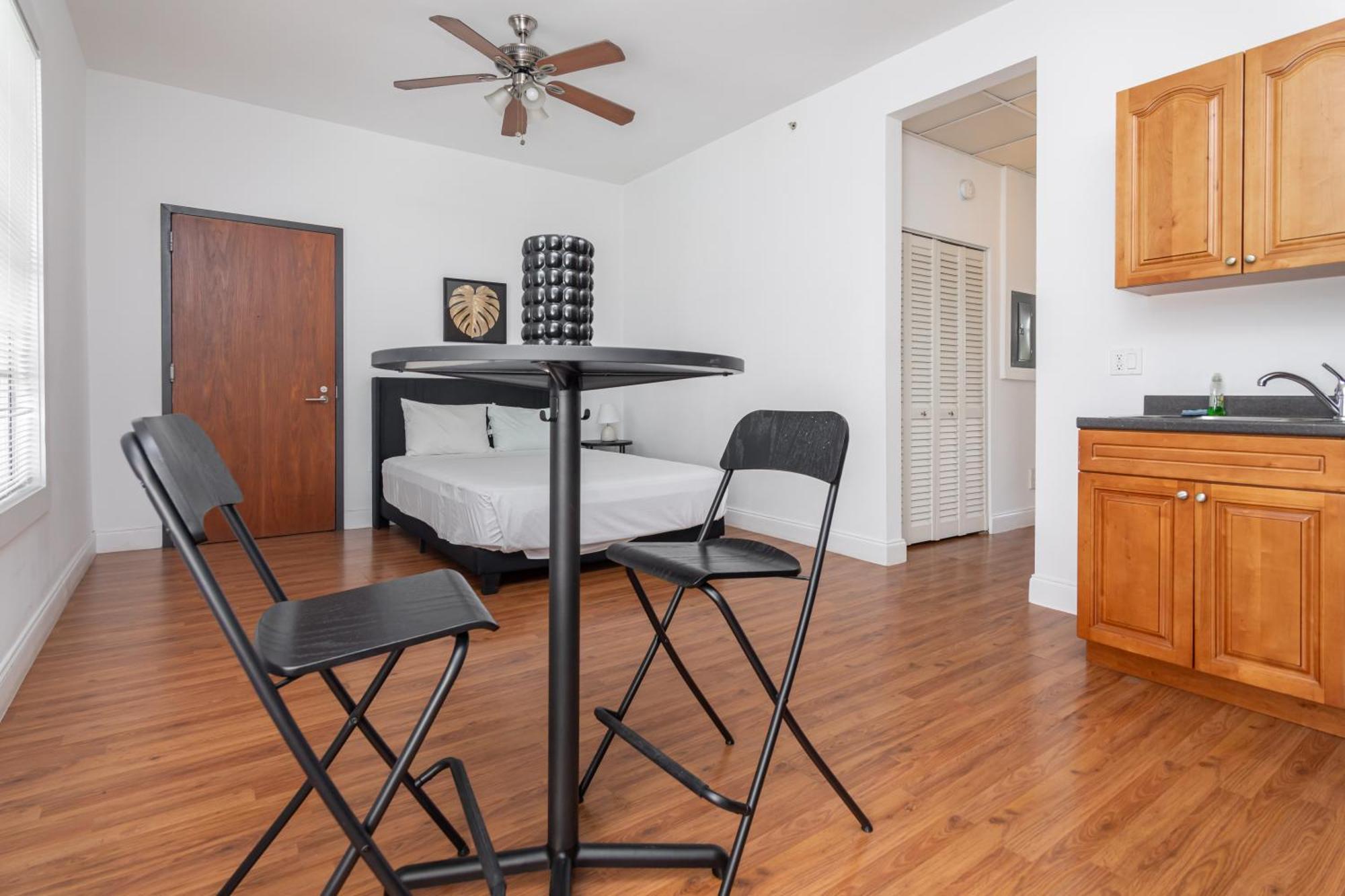 1-Bdrm Apartment - Heart Of Downtown & Wynwood Miami Bagian luar foto
